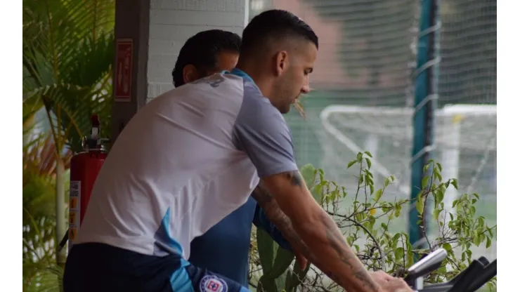¿Por qué Édgar Méndez entrenó diferenciado hoy en Cruz Azul?