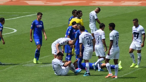 Durísimo choque de cabeza de Pablo Aguilar lo pone en duda en Cruz Azul