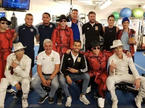 Plantel de Cruz Azul y Tigres visitan el Cirque du Soleil en Las Vegas