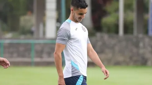 Eustáquio festeja su regreso a las prácticas tras recibir el alta médica