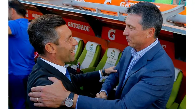 Caixinha sigue como DT, a pesar de que ahora el equipo se entrena bajo las órdenes de Siboldi