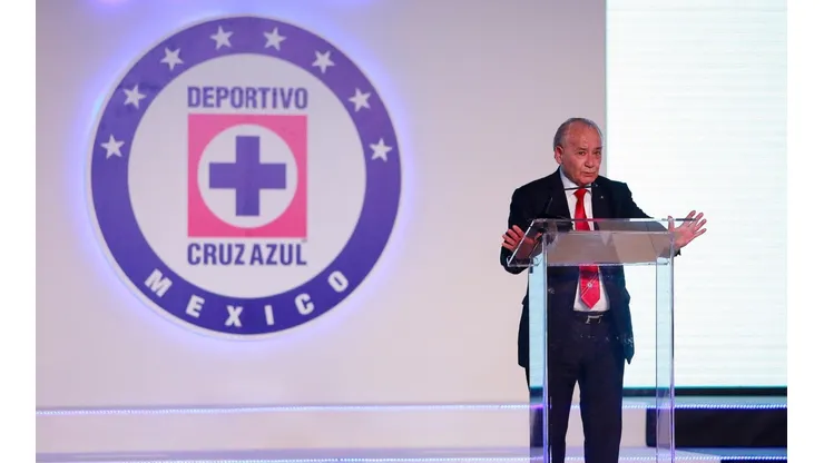 El tour televisivo que hará Billy Álvarez para explicar el desastre de Cruz Azul