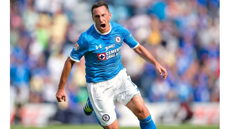 Christian Giménez en su paso por Cruz Azul.