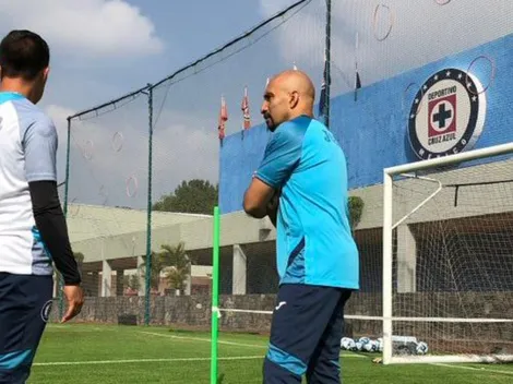 'Conejo' Pérez y Siboldi dirigen su primera práctica en Cruz Azul