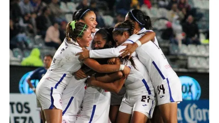 No te pierdas Cruz Azul Femenil vs Chivas en vivo