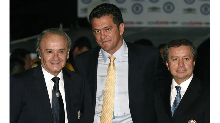 Hermosillo vuelve a disparar contra la directiva: "Me dan vergüenza, asco"