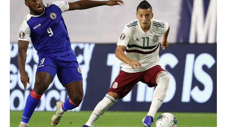 Roberto Alvarado perfila de titular en el amistoso USA vs México de hoy