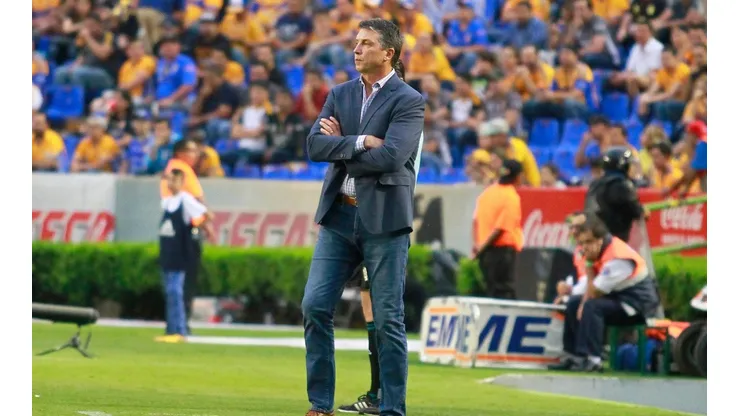 Robert Dante Siboldi toma la ventaja para ser nuevo DT de Cruz Azul