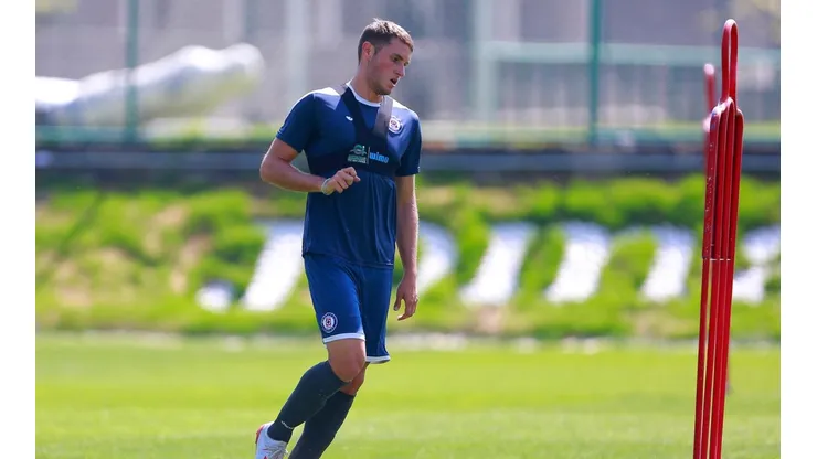 Cruz Azul bajó a Santi Giménez del llamado de México Sub 18