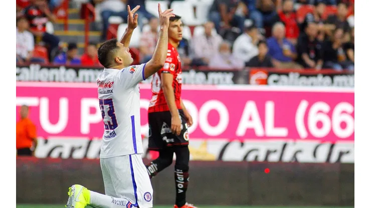 VIDEO: Cruz Azul se pone en ventaja con madrugador gol de Aguilar