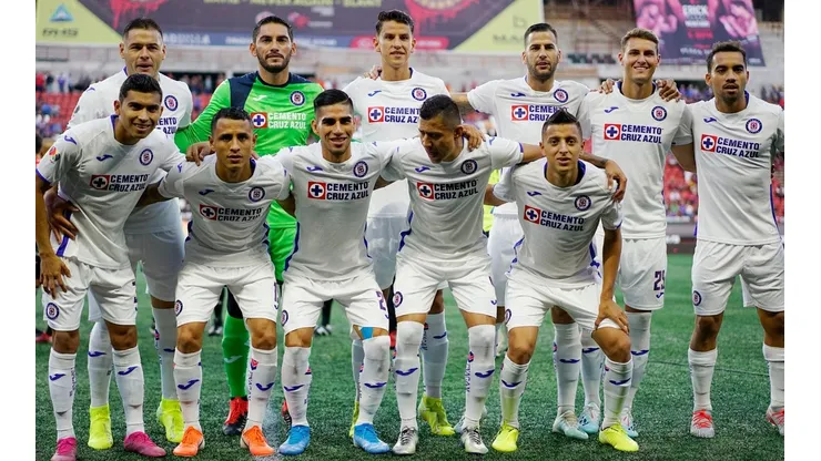 Angulo titular: El once confirmado de Cruz Azul ante Chivas