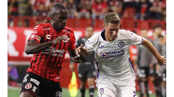 La increíble estadística con que Santiago Giménez debutó por Cruz Azul