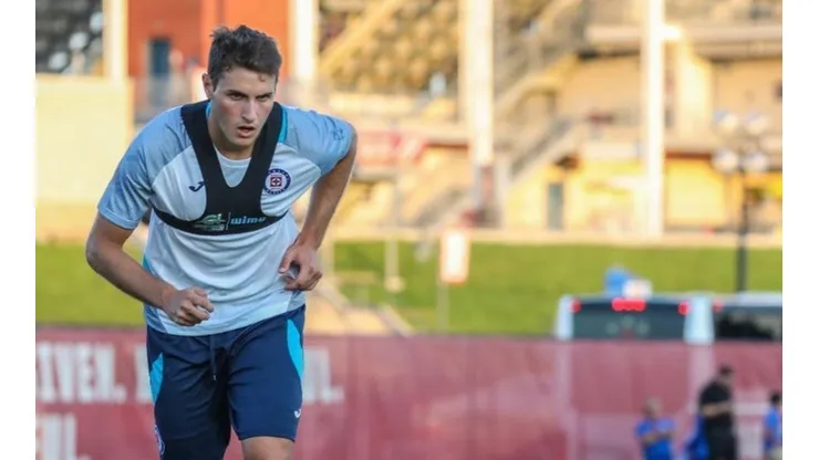 ¿Qué jugadores de Cruz Azul aún pueden irse del club en el Apertura 2019?