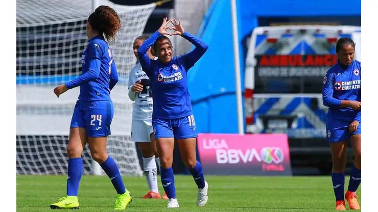 Las chavas van en busca del liderato