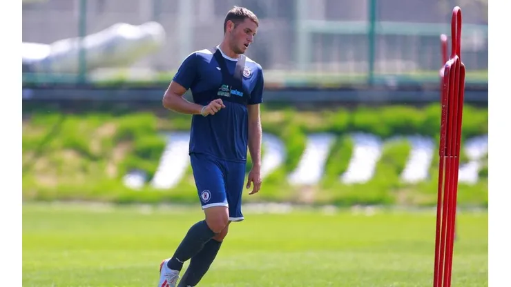 El hijo de la leyenda hizo dos goles en el Sub 20