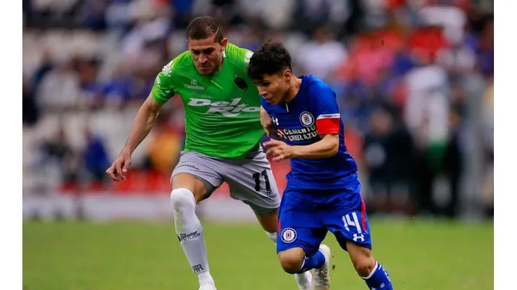 Cruz Azul enfrentando a Juárez por Copa MX.