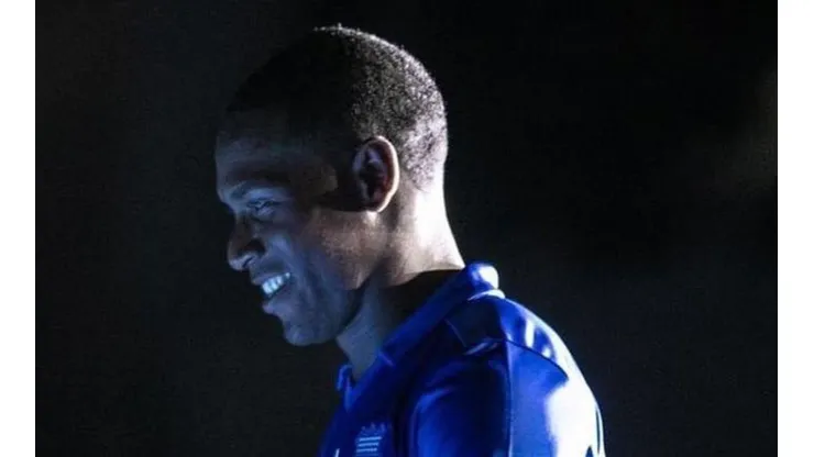 ¿Cuál será el dorsal de Bryan Angulo en Cruz Azul?