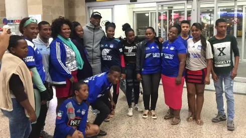 Bryan Angulo en su partida a México: "No defraudaré a los hinchas de Cruz Azul"