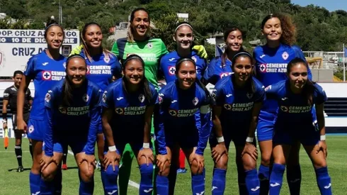 Formación inicial de Cruz Azul Femenil.
