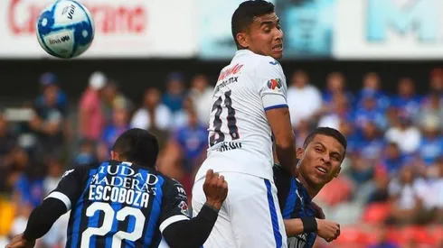 Cruz Azul se hunde en la tabla tras goleada de los Gallos de Querétaro