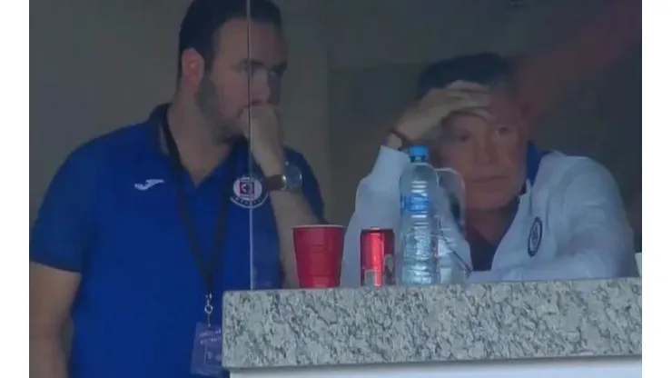 La molestia de Ricardo Peláez tras la terrible goleada que recibió Cruz Azul
