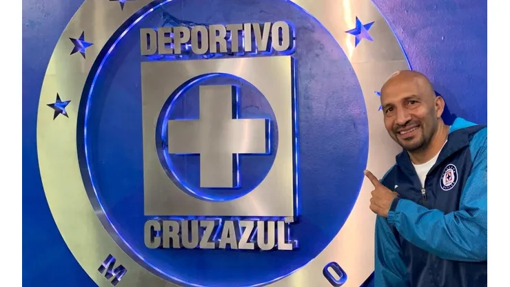 Óscar Pérez le tiene fe a Cruz Azul: "Ojalá este sea el año"