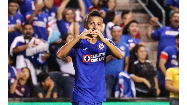 VIDEO: Golazo de Roberto Alvarado pone en ventaja a Cruz Azul