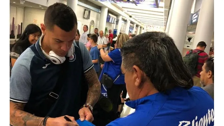 Milton Caraglio lidera la delegación celeste en Chicago