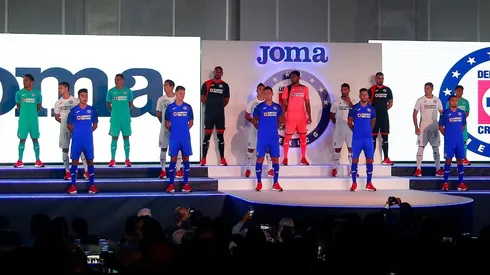Como siempre: Cruz Azul es el club con menos patrocinios de la Liga MX