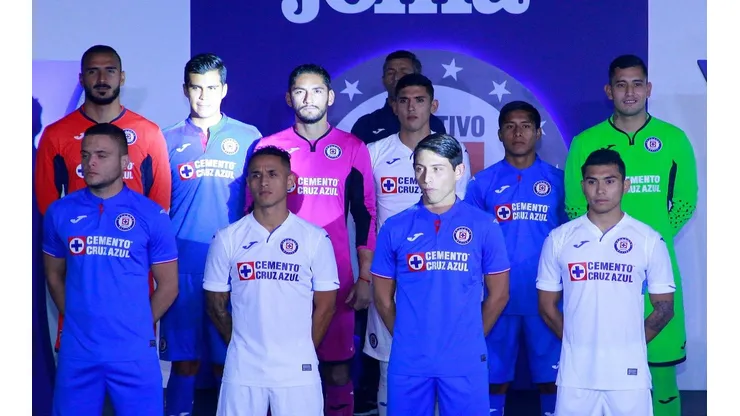 La tercera camiseta de Cruz Azul repetirá el template 2019