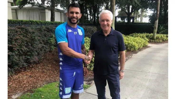 Walter Montoya tendrá que volver a Cruz Azul después de Racing Club