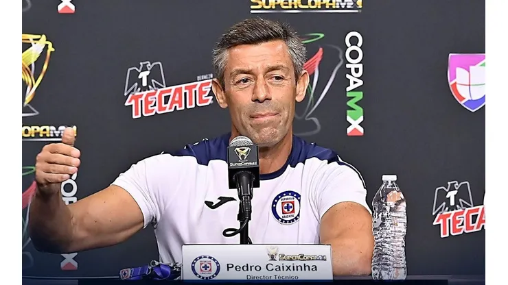 "Ilusiona mucho empezar la temporada con un título": Caixinha