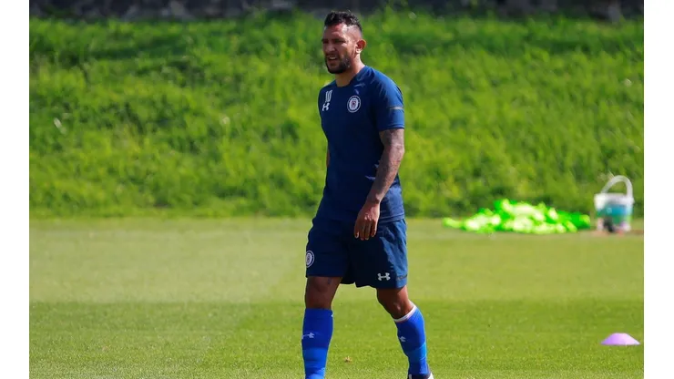 El argentino mantiene contrato con Cruz Azul