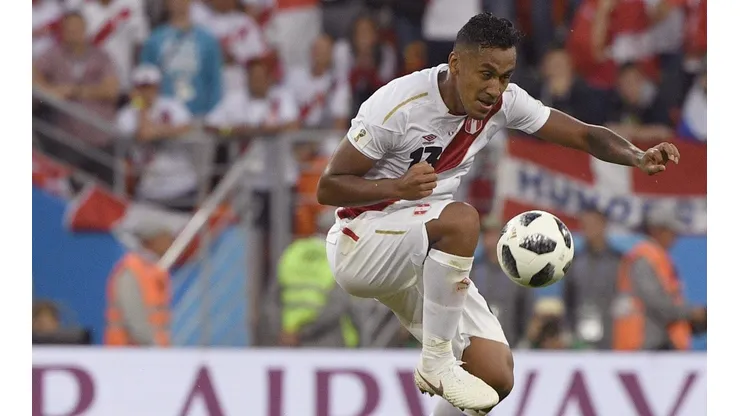 Interesantes números del mediocampista peruano