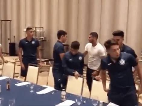 Juan Escobar llegó a Estados Unidos y reportó en Cruz Azul