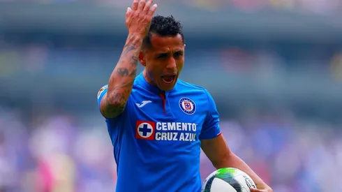 No está en los planes dejar partir al mediocampista peruano