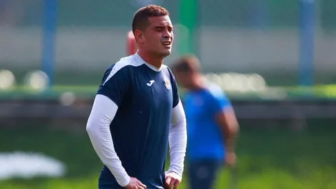 Martín Zúñiga en el entrenamiento de Cruz Azul.