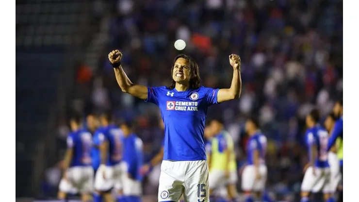 Gerardo Flores en su paso por Cruz Azul.