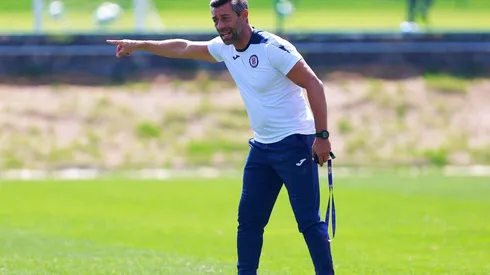 El portugués ya paró su primer 11 titular