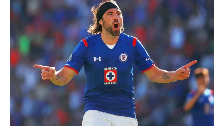 Pavone tras su paso por Cruz Azul estuvo en Argentina hasta esta temporada