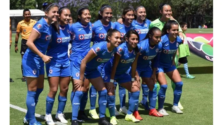 Con caras renovadas se presentó el plantel de La Máquina