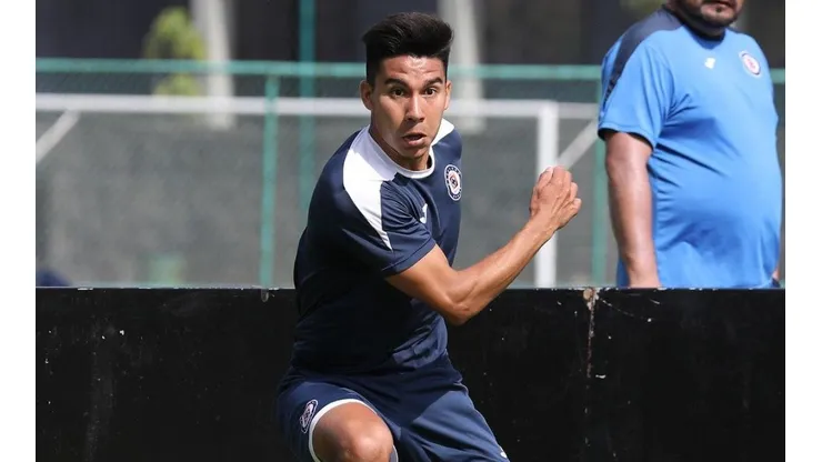 Pol Fernández tuvo la playera 10 de Cruz Azul en Oaxaca.