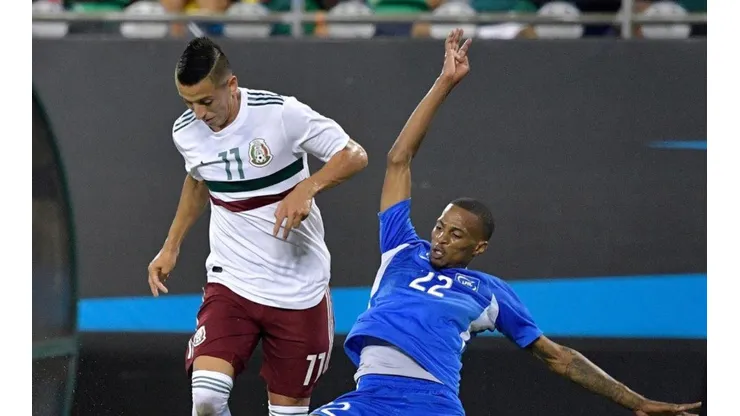 Roberto Alvarado en el partido ante Martinica.