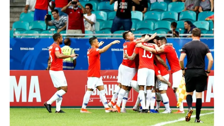 Chile celebrando el triunfo ante Ecuador.