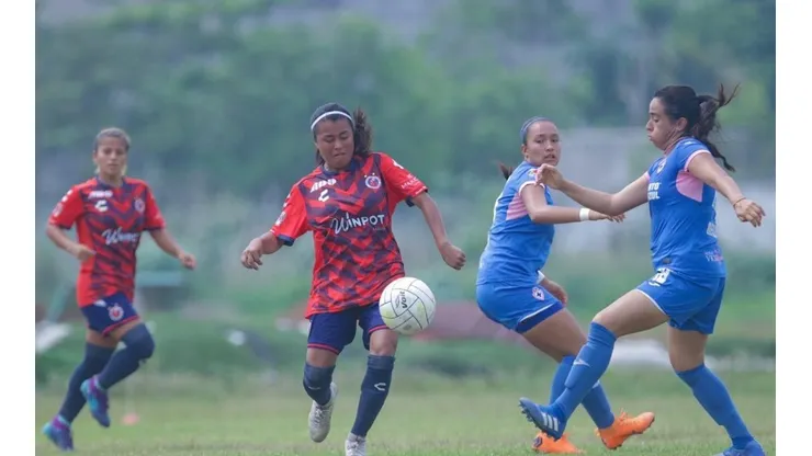 Amistoso de pretemporada entre Veracruz y Cruz Azul.