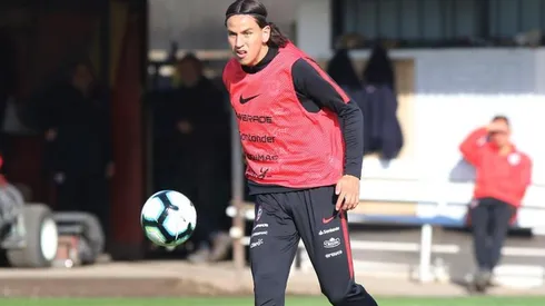 Igor Lichnovsky en el entrenamiento de la Selección Chilena.