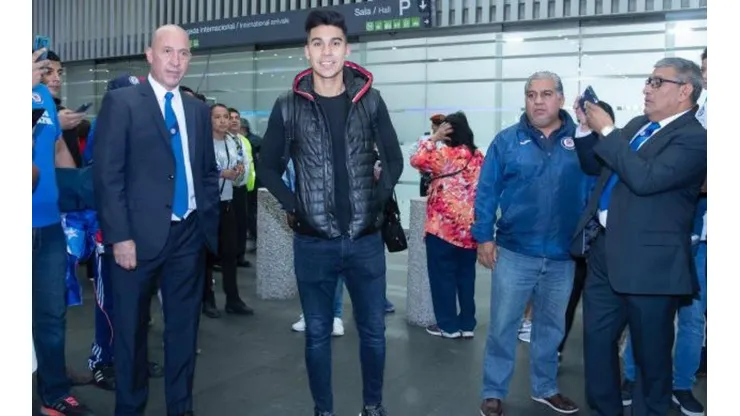El mediocampista ofreció sus primeras palabras antes de firmar su contrato y reportarse a los entrenamientos
