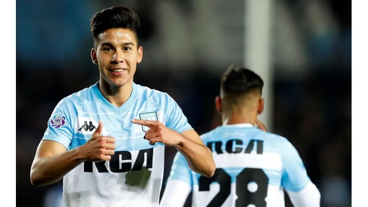 Este mediodía aterriza el argentino en México