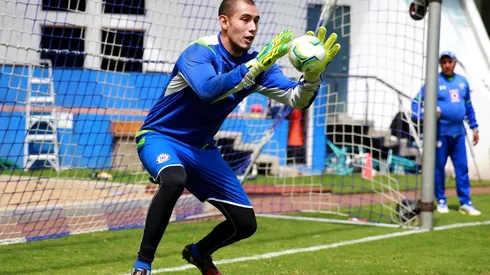 El meta de 25 años debutó con la Máquina en Copa MX 2016