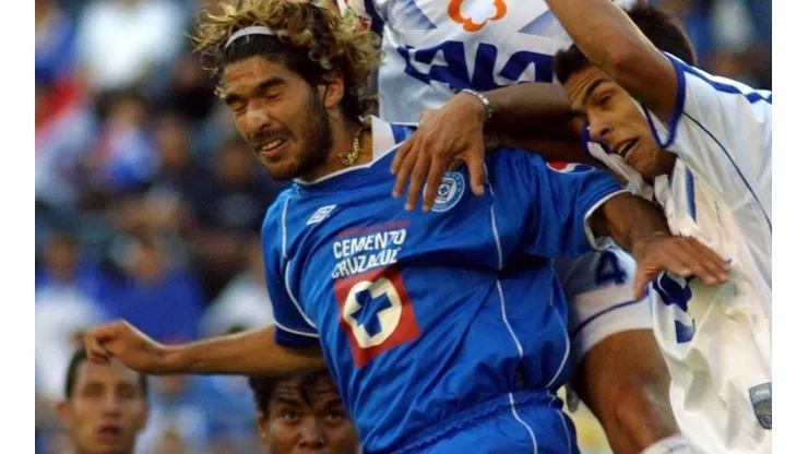 Abreu jugó entre 2002 y 2003 con la Máquina